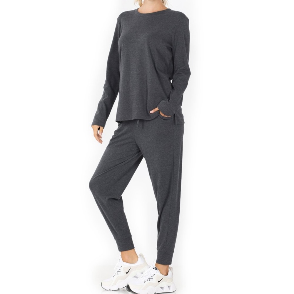 ✨LAST ONE✨Comfy Cozy 2 piece jogger set 
Soft - Picture 2 of 7
